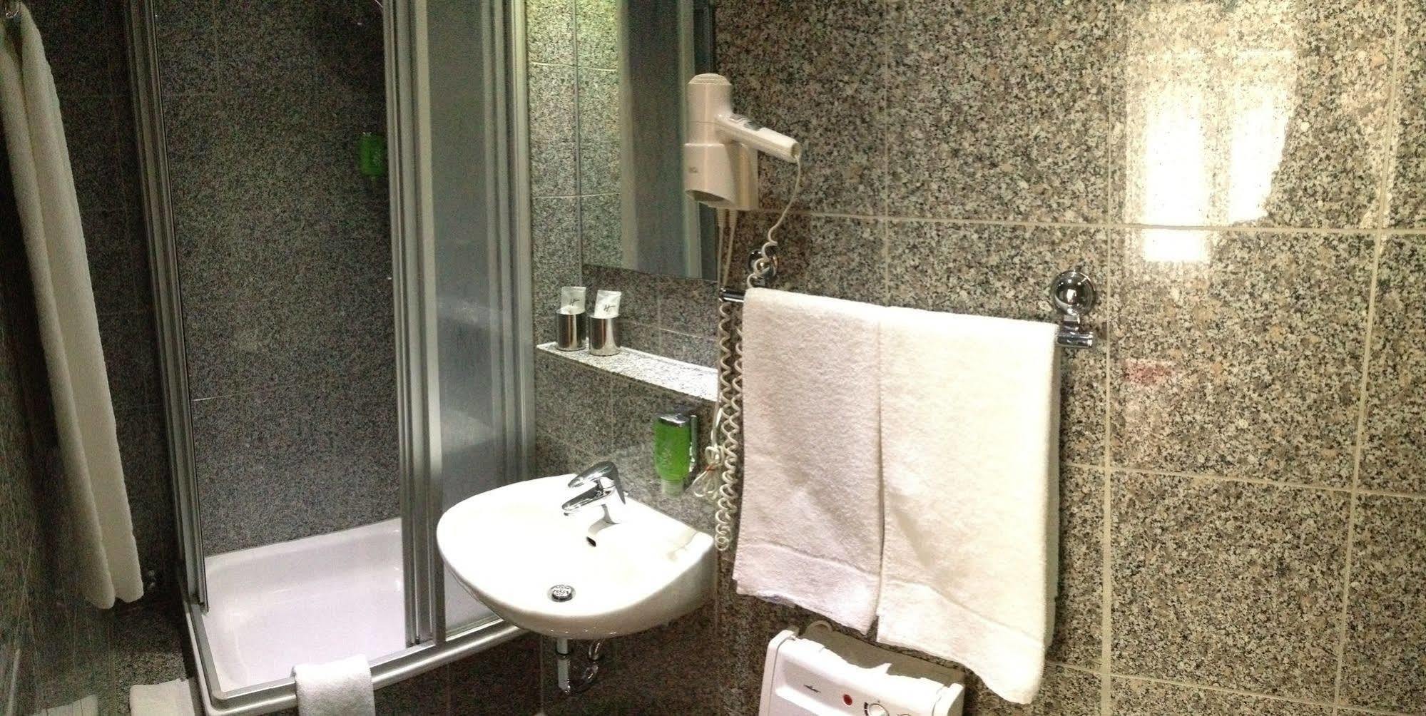 Hotel Heymann Kaiserslautern Dış mekan fotoğraf